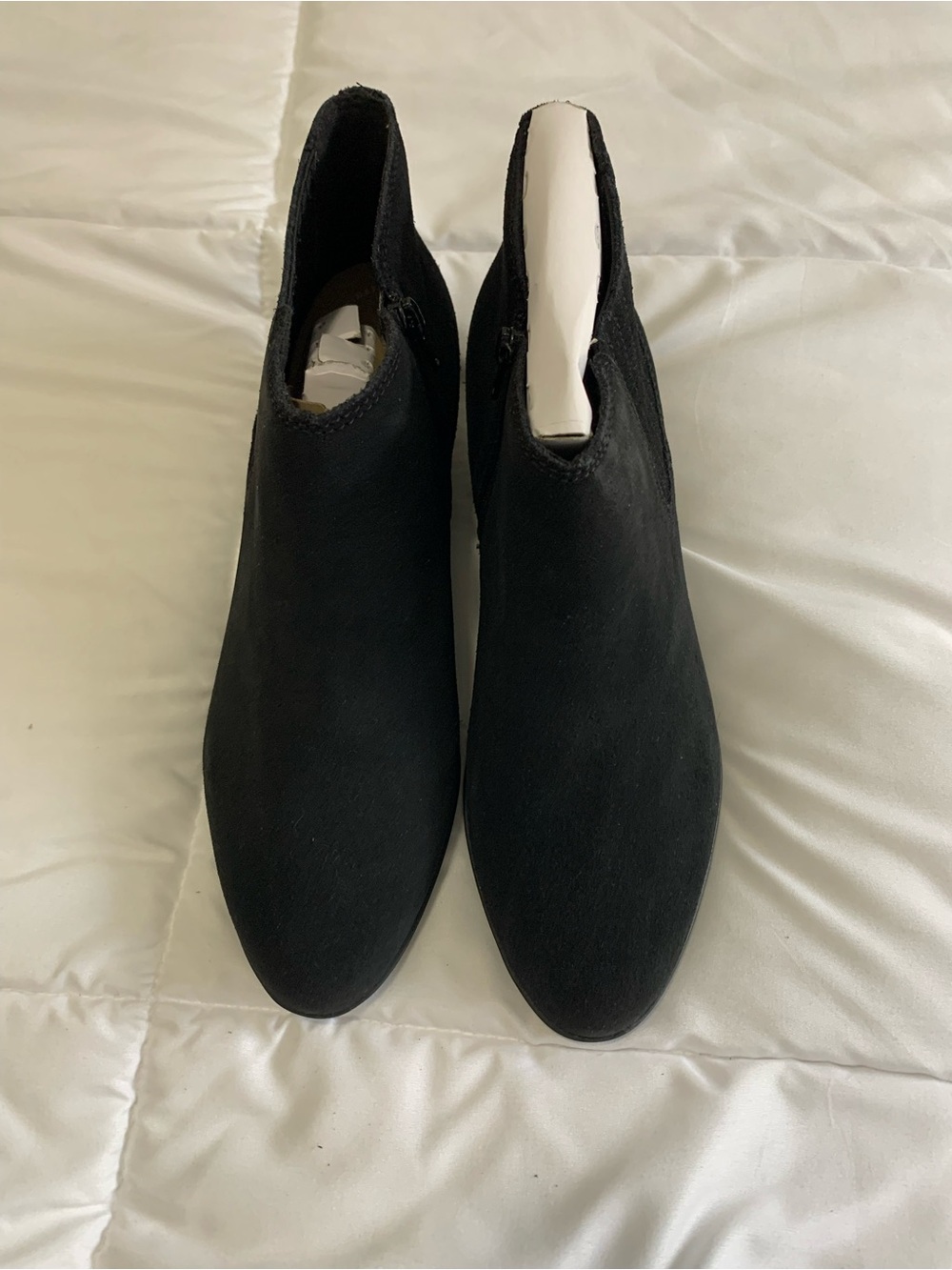 New Clarks healed Boot Size 10